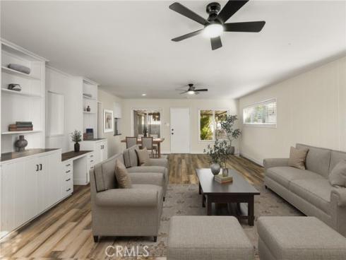 906 E Buffalo   Avenue, Santa Ana, CA