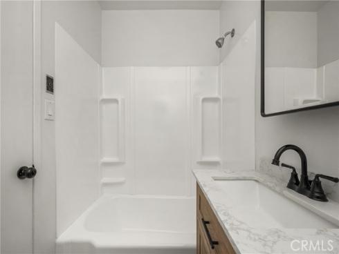 906 E Buffalo   Avenue, Santa Ana, CA