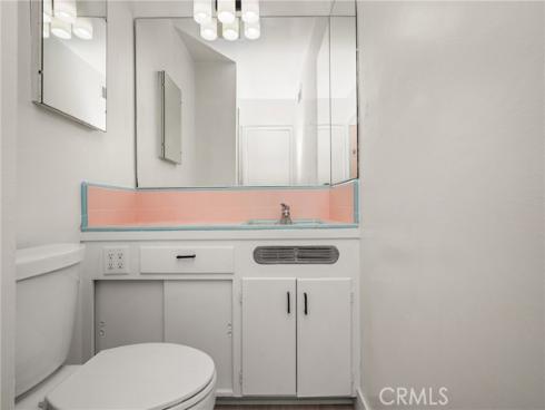 906 E Buffalo   Avenue, Santa Ana, CA