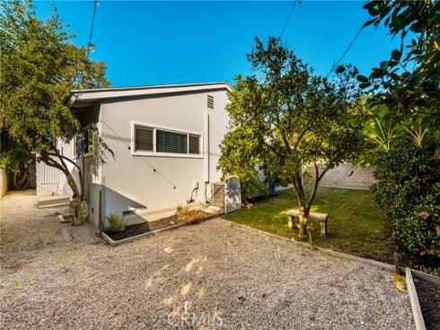 906 E Buffalo   Avenue, Santa Ana, CA