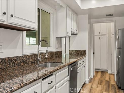 906 E Buffalo   Avenue, Santa Ana, CA