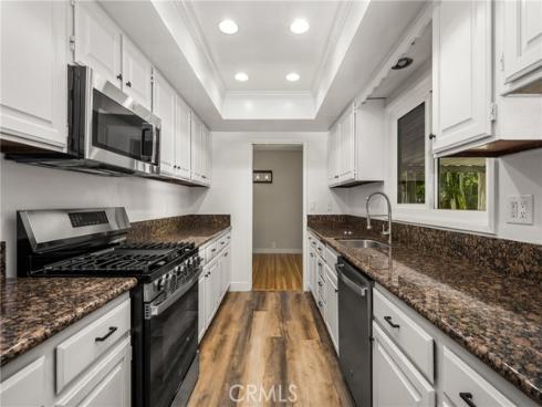 906 E Buffalo   Avenue, Santa Ana, CA