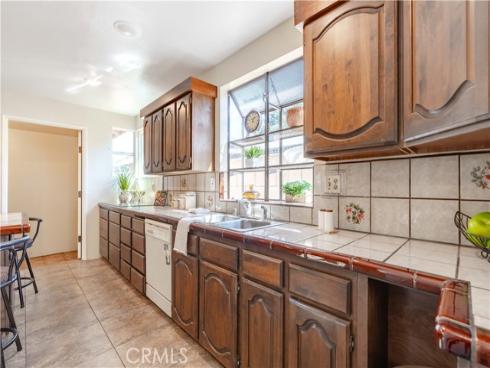 3318 W Borchard  , Santa Ana, CA