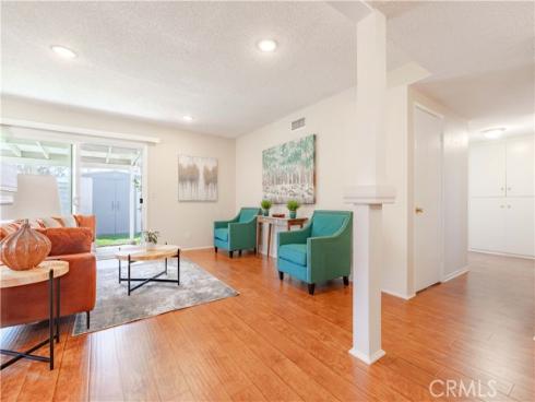 3318 W Borchard  , Santa Ana, CA