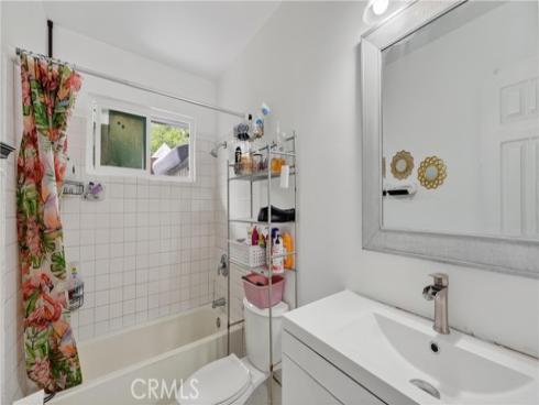 2926 W La Verne  , Santa Ana, CA