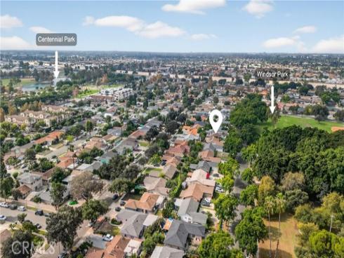 2926 W La Verne  , Santa Ana, CA