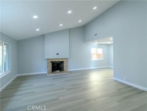 518 W Alpine  , Santa Ana, CA