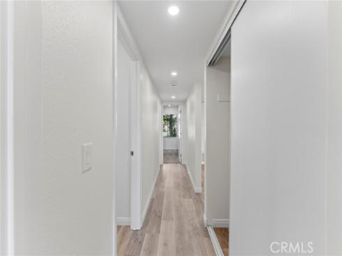 711 W 1st E101, Santa Ana, CA