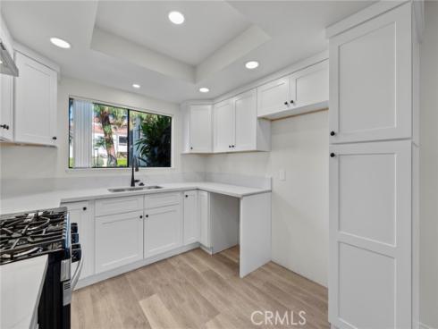 711 W 1st E101, Santa Ana, CA