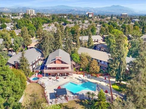 1044  Cabrillo Park  B , Santa Ana, CA