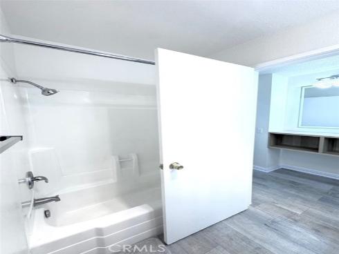 600 W 3rd  A208 , Santa Ana, CA