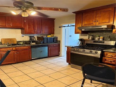 1722 W Pine  , Santa Ana, CA