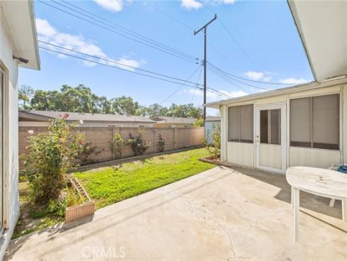 2040 W Glenwood  , Santa Ana, CA