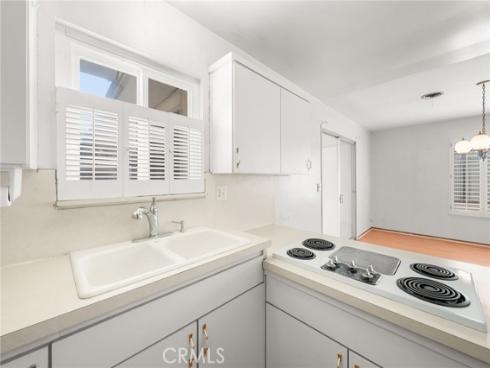 2040 W Glenwood  , Santa Ana, CA