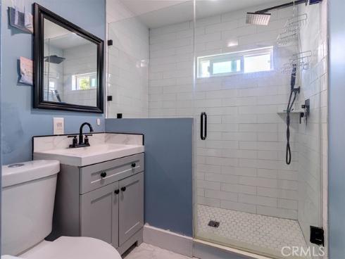 1130 W Chestnut , Santa Ana, CA