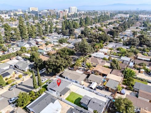 1130 W Chestnut , Santa Ana, CA