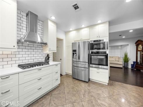 1231 S Baker  , Santa Ana, CA