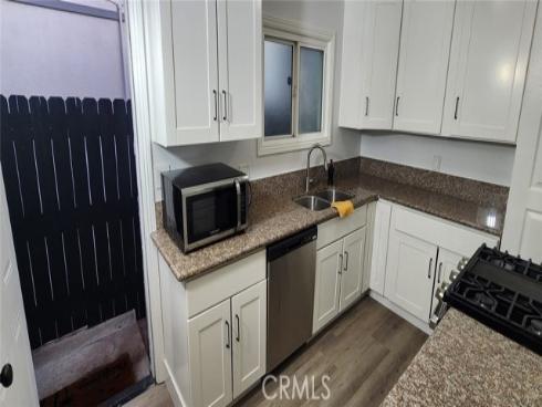 1221 N Ross , Santa Ana, CA