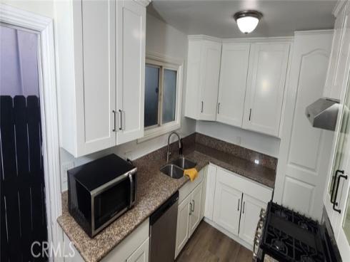 1221 N Ross , Santa Ana, CA