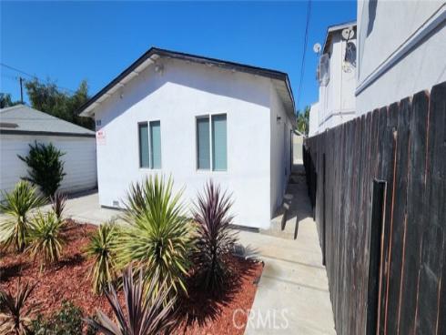 1221 N Ross , Santa Ana, CA