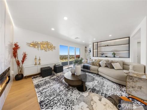 12284 Circula Panorama