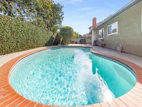 2909 S Rita Way, Santa Ana, CA