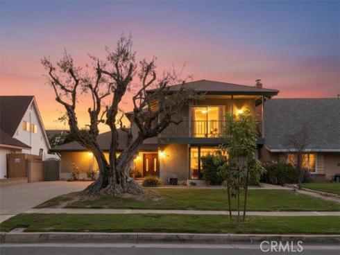 2909 S Rita   Way, Santa Ana, CA