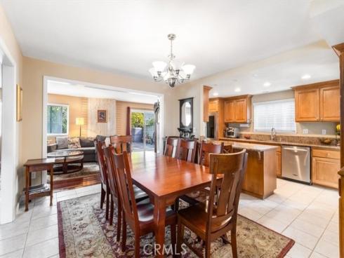 2909 S Rita Way, Santa Ana, CA