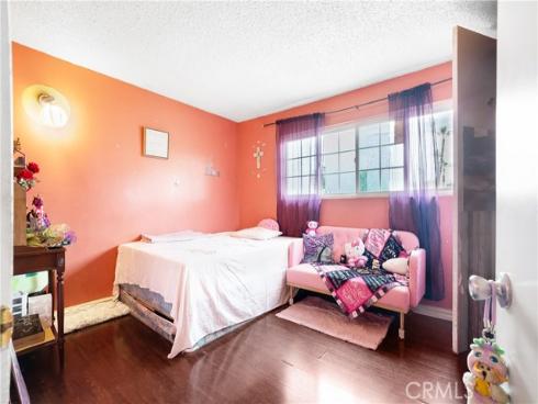 1602 N King  J1  Street, Santa Ana, CA