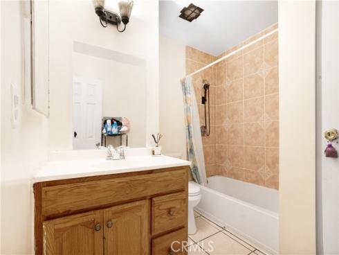 1602 N King  J1  Street, Santa Ana, CA