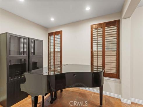 1858 W Meadowbrook  , Santa Ana, CA