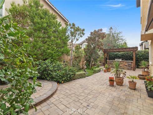 1858 W Meadowbrook  , Santa Ana, CA