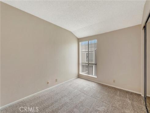 2670 W Segerstrom  f , Santa Ana, CA