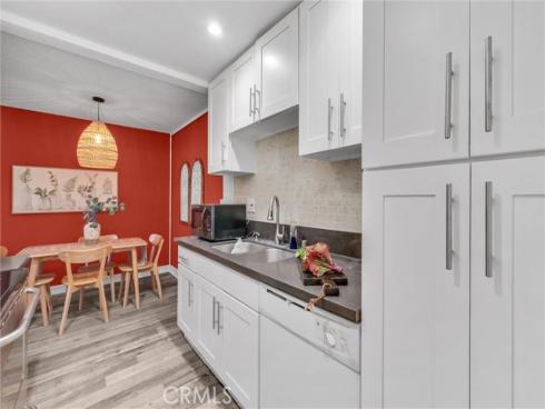 1030 W Macarthur  5  Boulevard, Santa Ana, CA