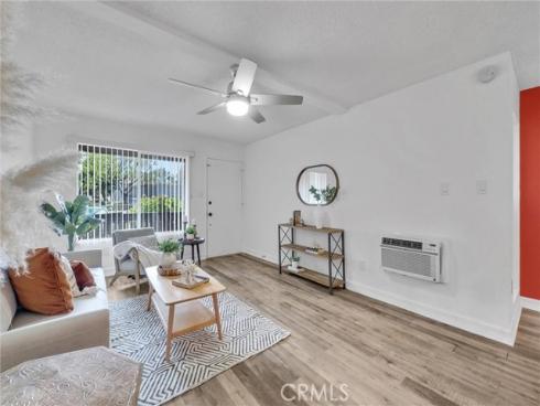 1030 W Macarthur  5  Boulevard, Santa Ana, CA