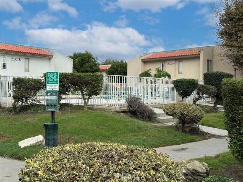 2511 W Sunflower F11 , Santa Ana, CA