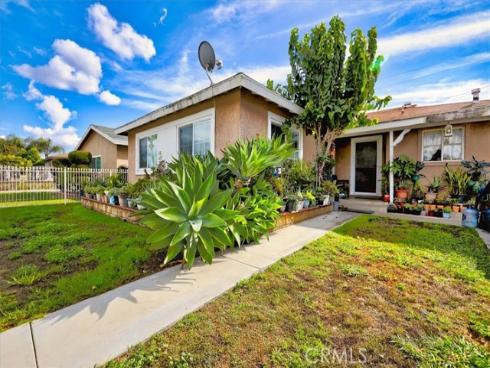 1626 W Mcfadden , Santa Ana, CA