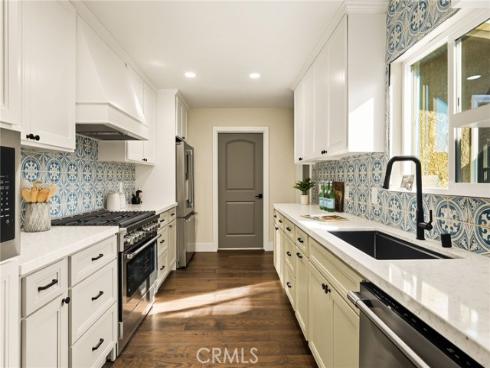 2302  Lori   Lane, Santa Ana, CA