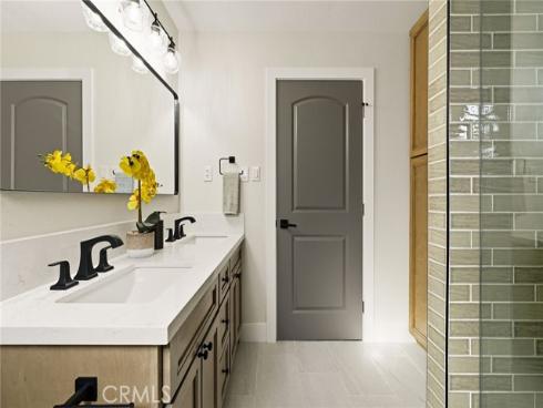 2302  Lori   Lane, Santa Ana, CA