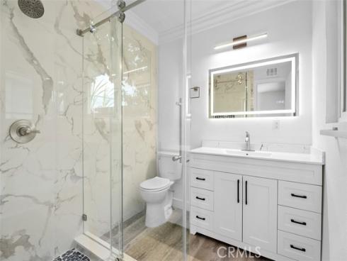 913 S Diamond , Santa Ana, CA