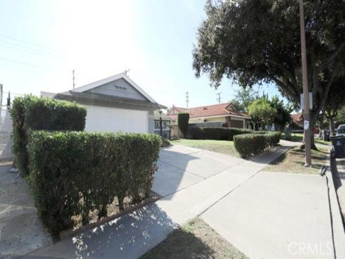 2910 W Cubbon , Santa Ana, CA