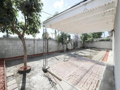 2910 W Cubbon , Santa Ana, CA