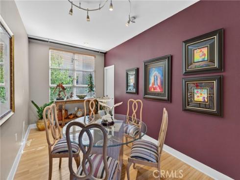 906 E Civic Center  , Santa Ana, CA