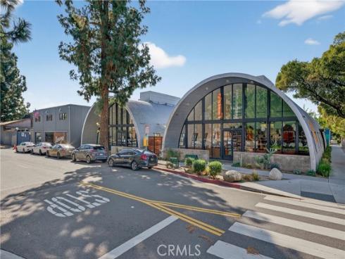 906 E Civic Center  , Santa Ana, CA