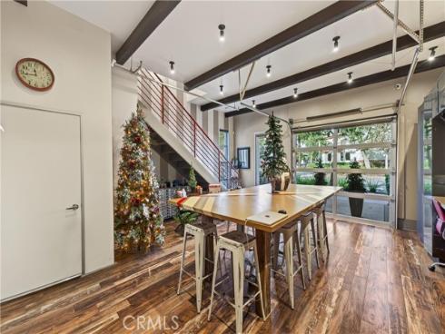 906 E Civic Center  , Santa Ana, CA