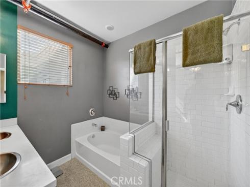 906 E Civic Center  , Santa Ana, CA