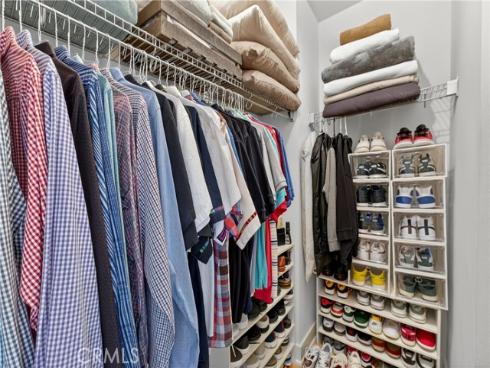 906 E Civic Center  , Santa Ana, CA