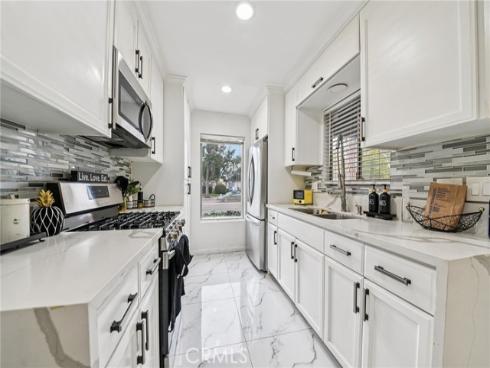 1430  Cabrillo Park  B , Santa Ana, CA