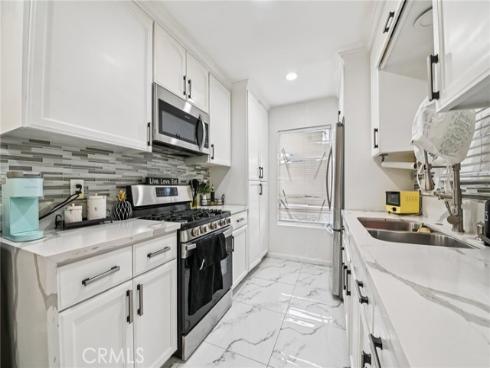 1430  Cabrillo Park  B , Santa Ana, CA