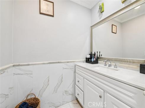 1430  Cabrillo Park  B , Santa Ana, CA